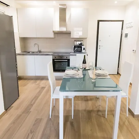 Tower View Apartment, Nel Centro Storico Di A Due Passi Da Tutto Daire *